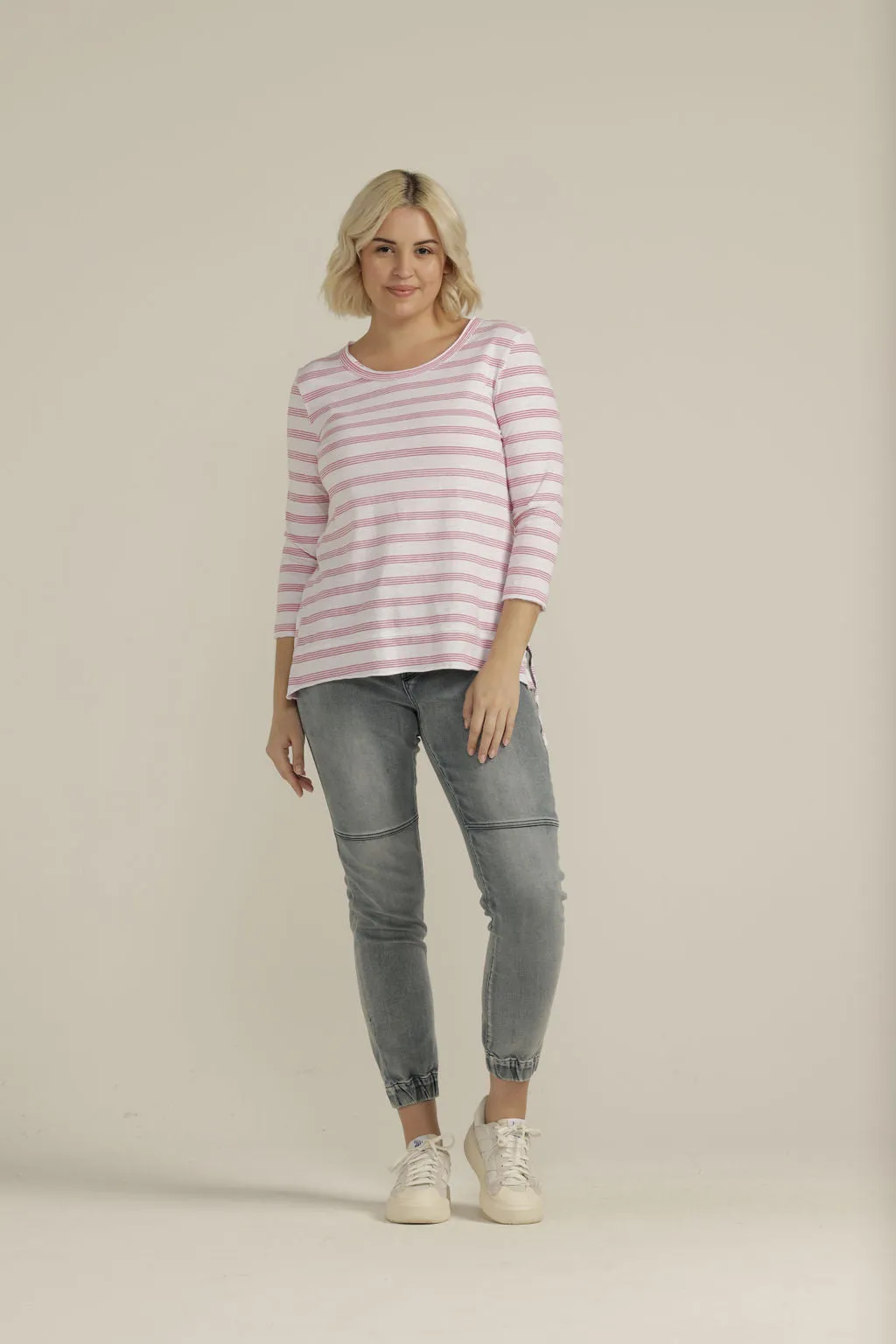 Hi Lo Hem Striped 3/4 Sleeve Tee White/Hot Pink